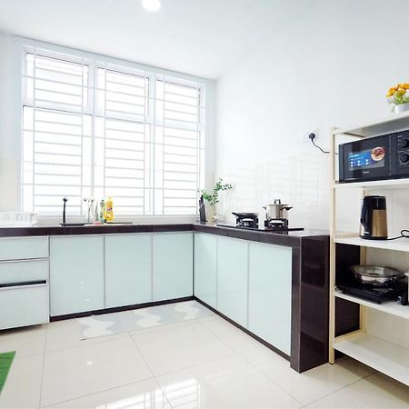Desaru Ktv Mickey Theme By Joyfully 29M6 Villa Bandar Penawar Ngoại thất bức ảnh